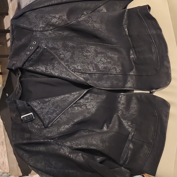 Moto Jacket - Picture 3 of 8